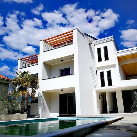 Apartments Star With Pool Biograd Na Moru Esterno foto