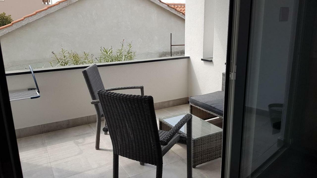 Apartments Star With Pool Biograd Na Moru Esterno foto