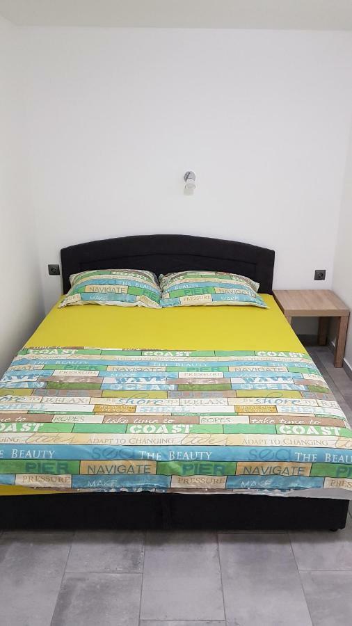 Apartments Star With Pool Biograd Na Moru Esterno foto