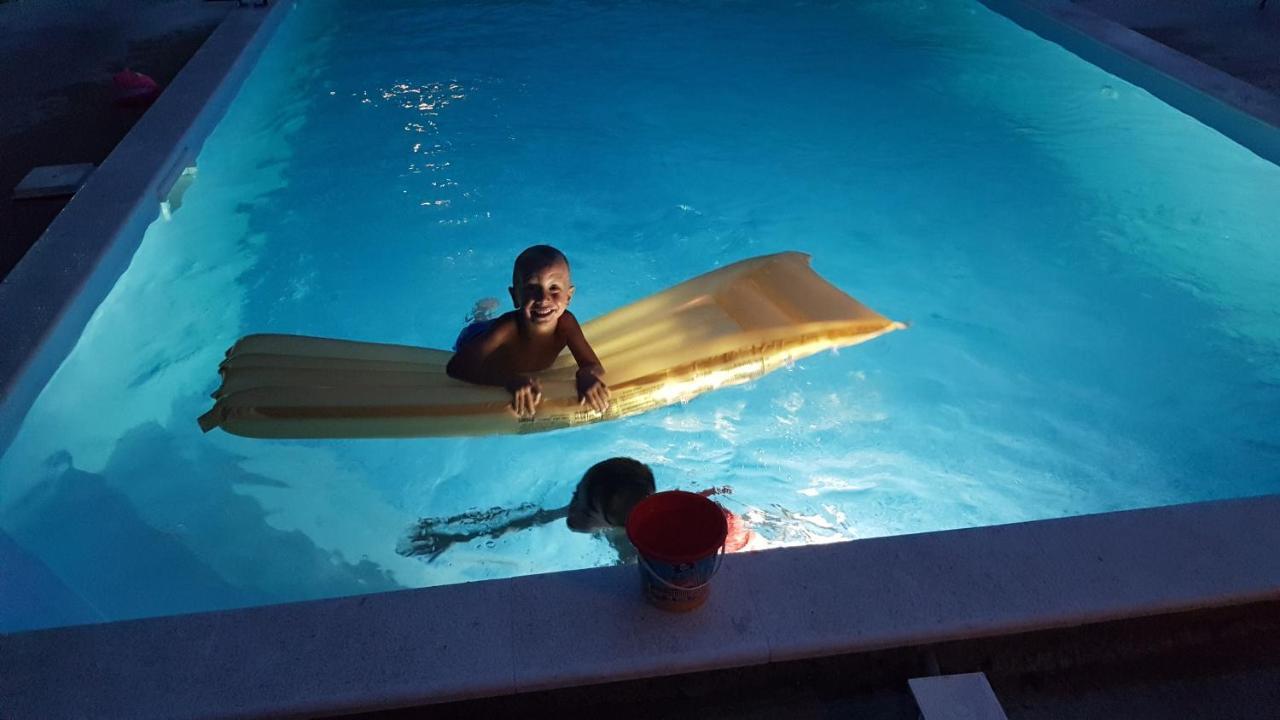 Apartments Star With Pool Biograd Na Moru Esterno foto