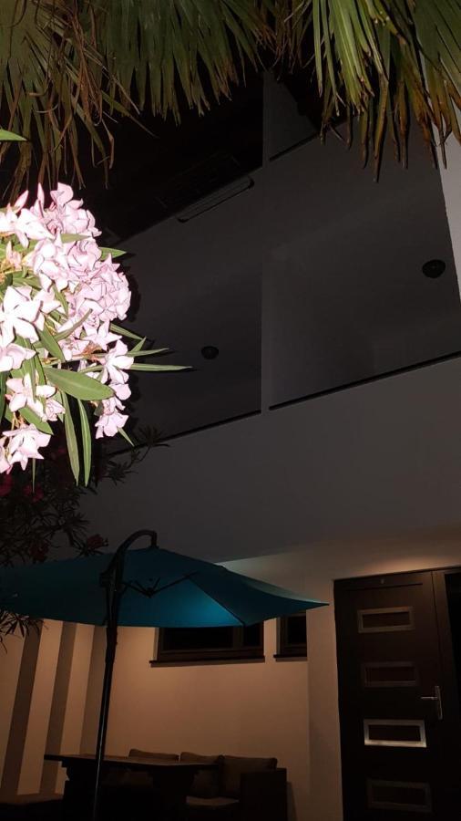 Apartments Star With Pool Biograd Na Moru Esterno foto