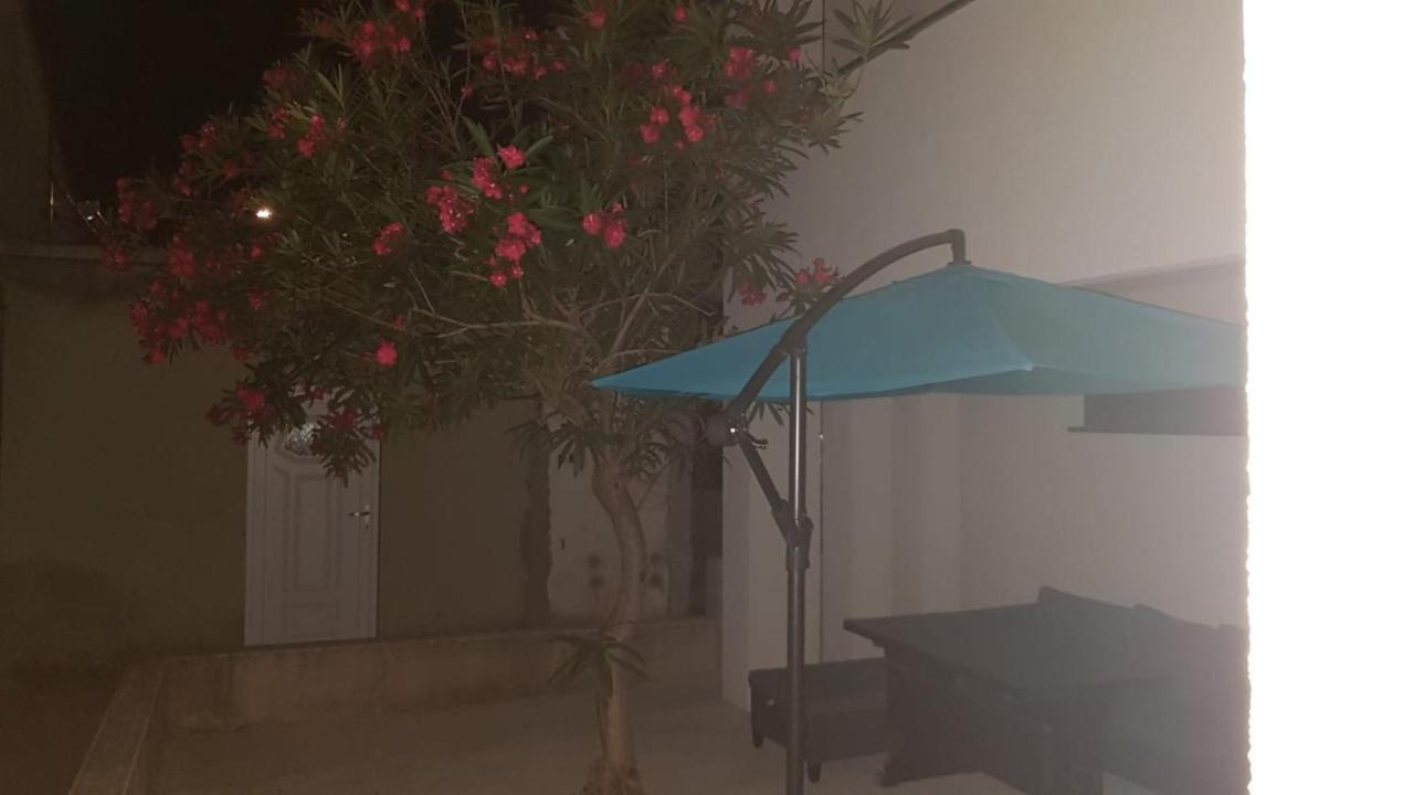 Apartments Star With Pool Biograd Na Moru Esterno foto
